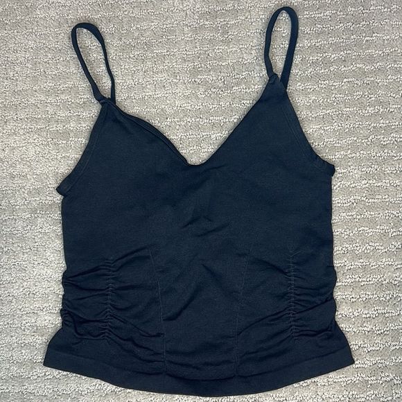 FREE PEOPLE | NWOT Good Karma Ruched Crop Tank in Black - Picture 5 of 6